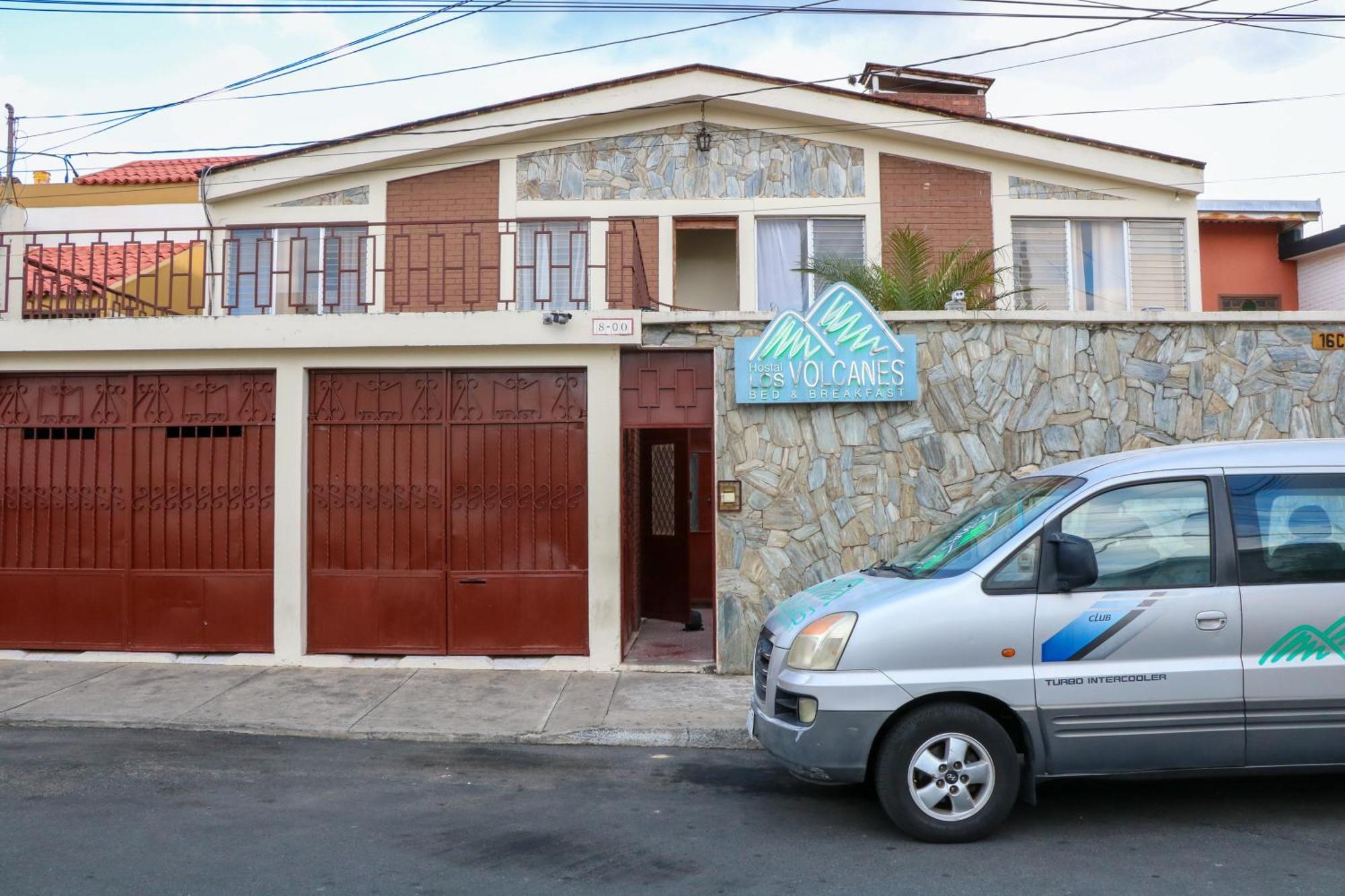 Hostal Los Volcanes Guatemala City Ngoại thất bức ảnh