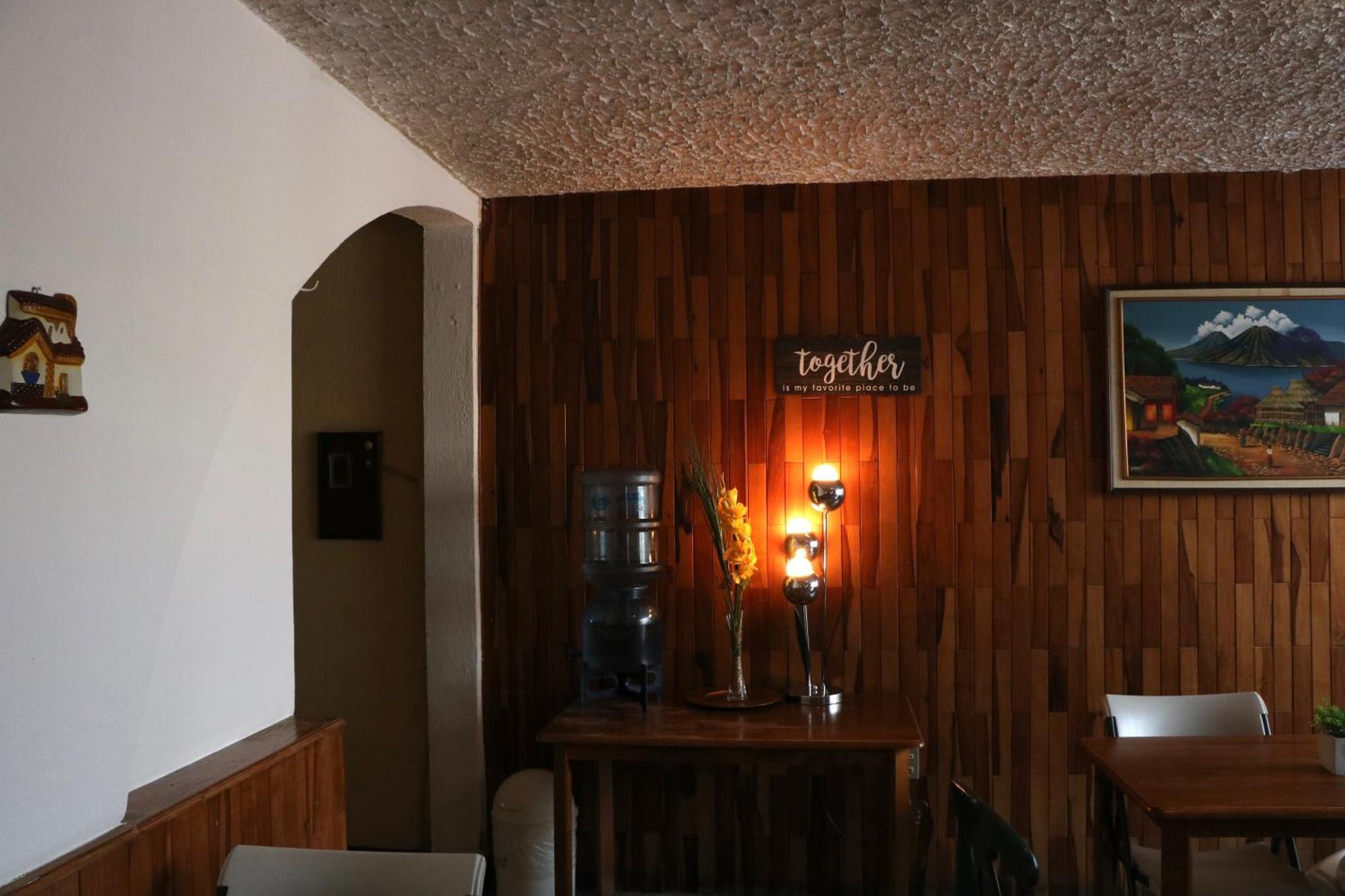 Hostal Los Volcanes Guatemala City Ngoại thất bức ảnh