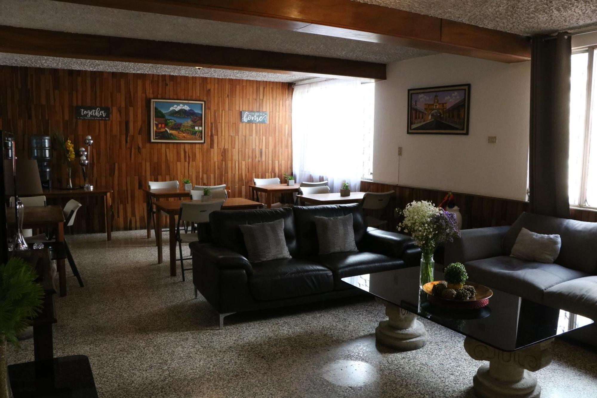 Hostal Los Volcanes Guatemala City Ngoại thất bức ảnh